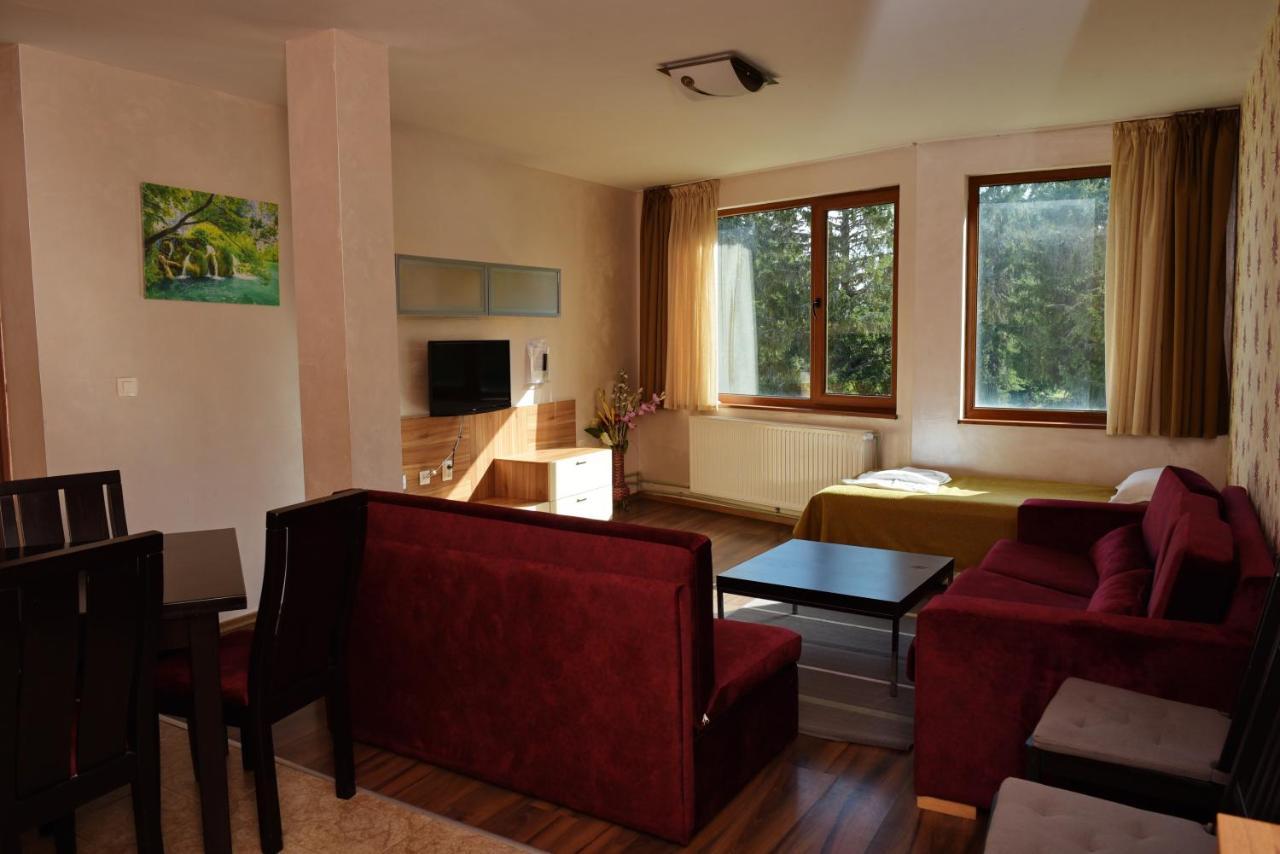 Forest Nook Aparthotel Pamporovo Exterior foto