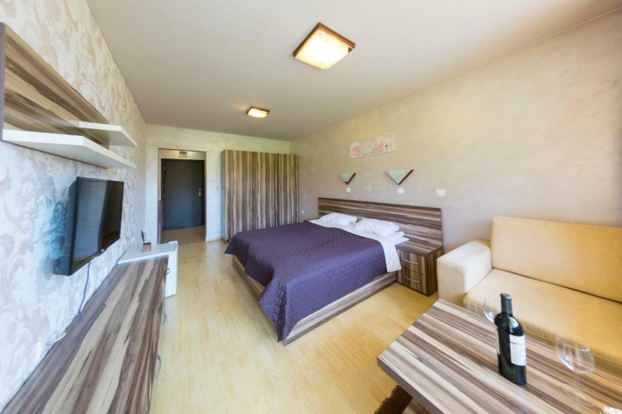 Forest Nook Aparthotel Pamporovo Exterior foto