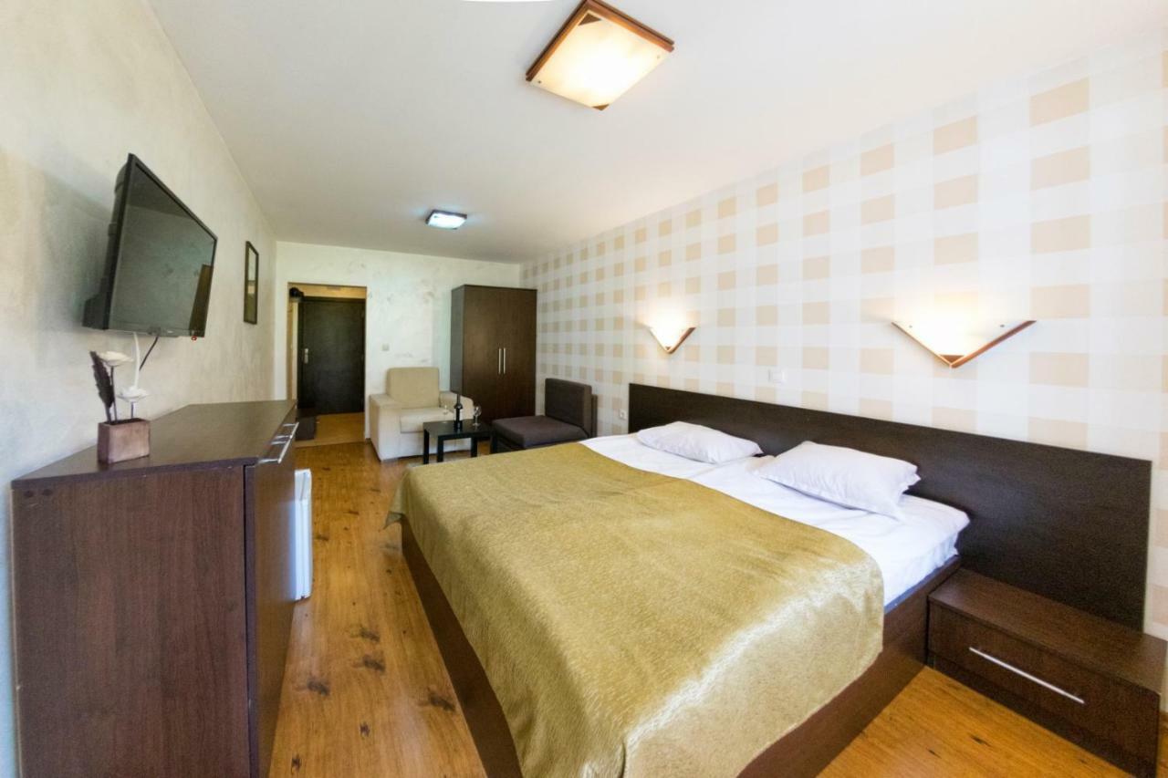 Forest Nook Aparthotel Pamporovo Exterior foto